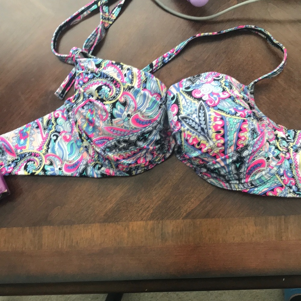Bikini top